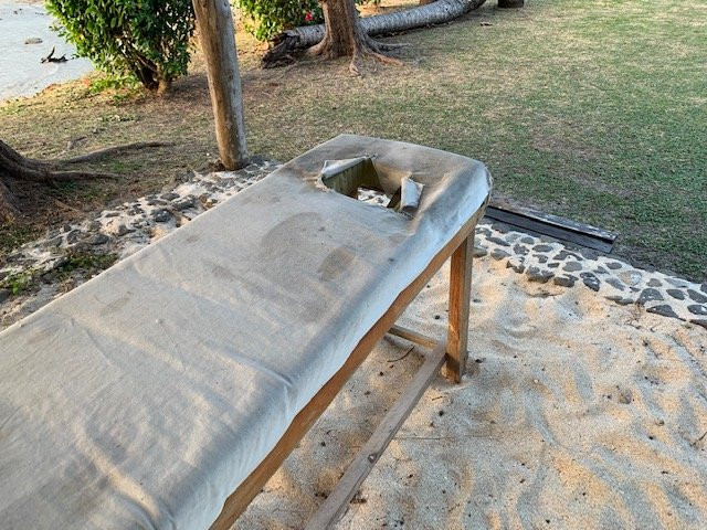 安全着陆度假酒店主图