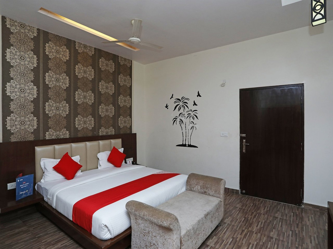 OYO 2855 Hotel Sanskriti Greens主图