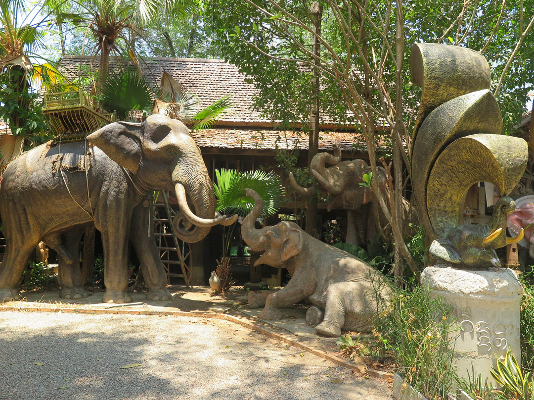 Baan Jang Nak - A Museum of Elephant Wood Carvings景点图片