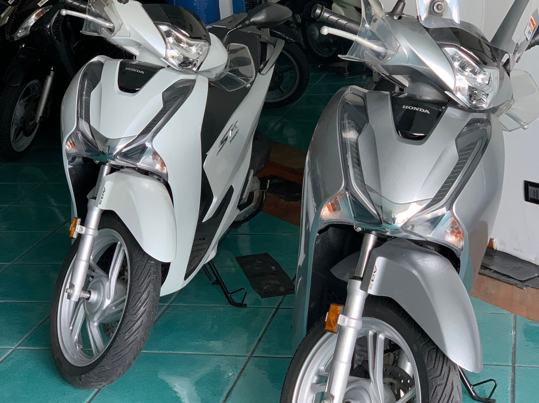 Noleggio Scooter & Auto A Ischia - CostabileRent-伊斯基亚必去景点