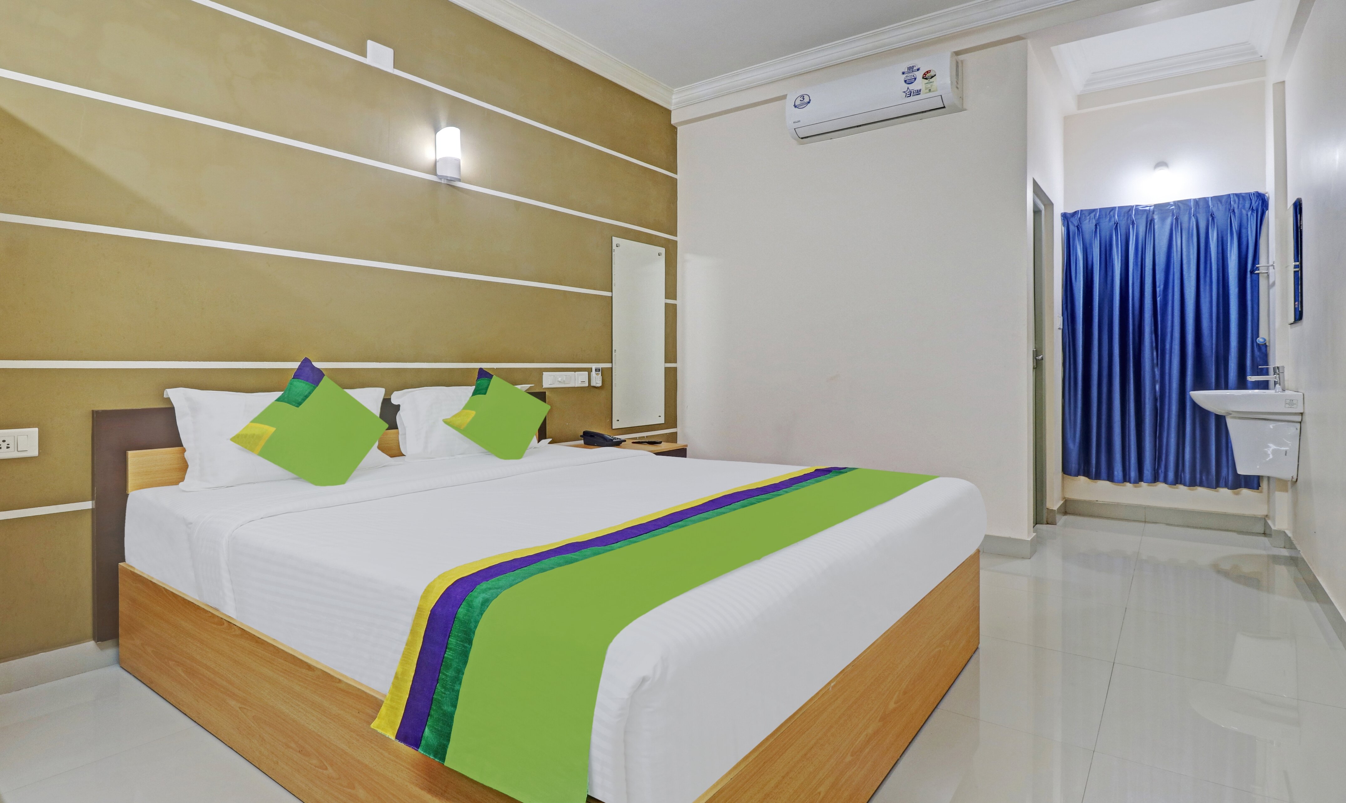 Treebo Thoduvas Star Plaza Cochin Airport-客卧