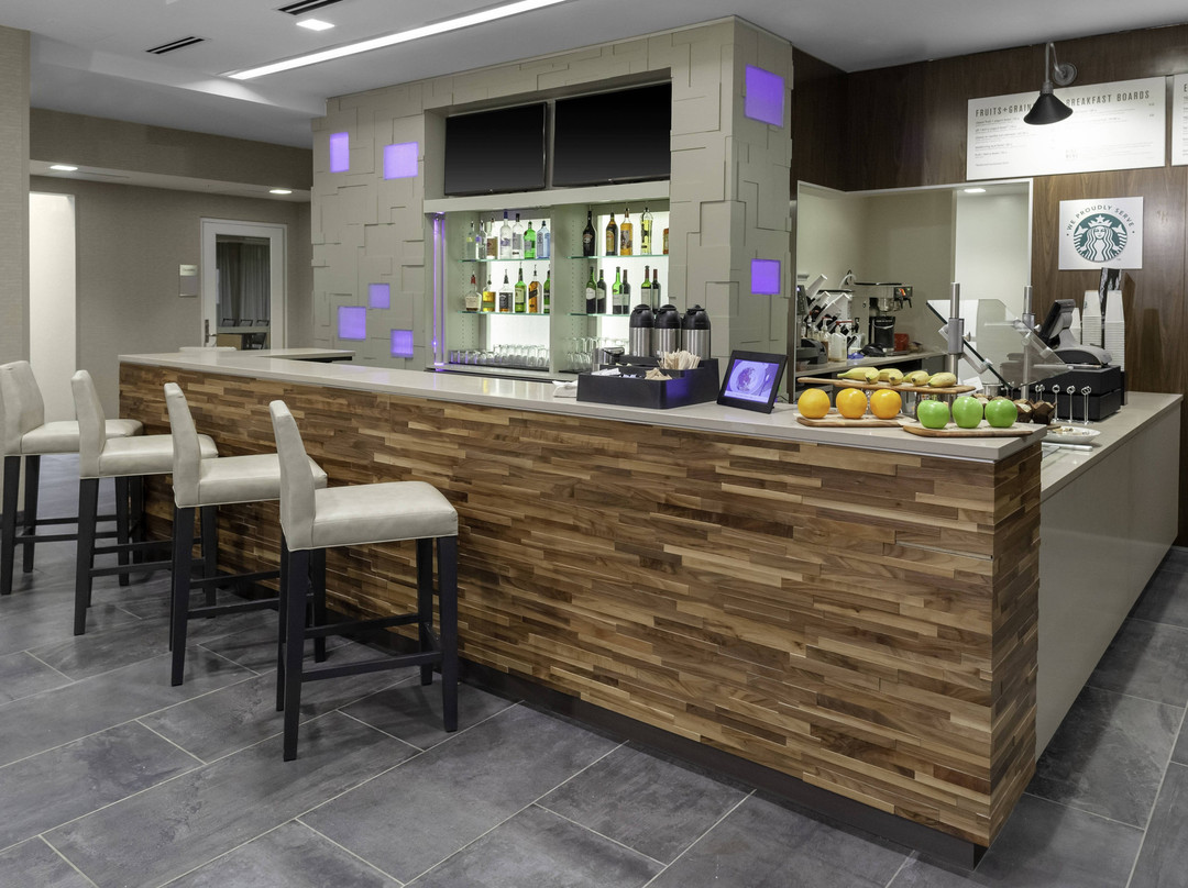 Courtyard By Marriott St. Louis West County主图