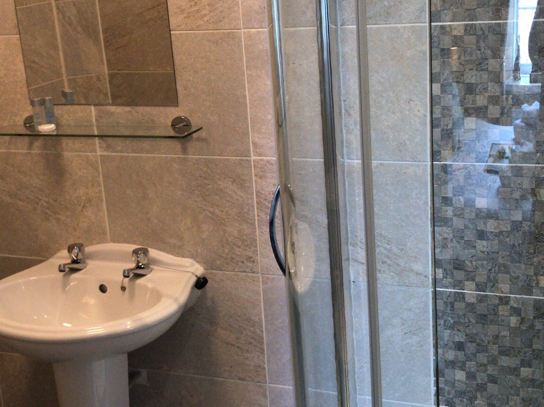 The Punch Bowl主图