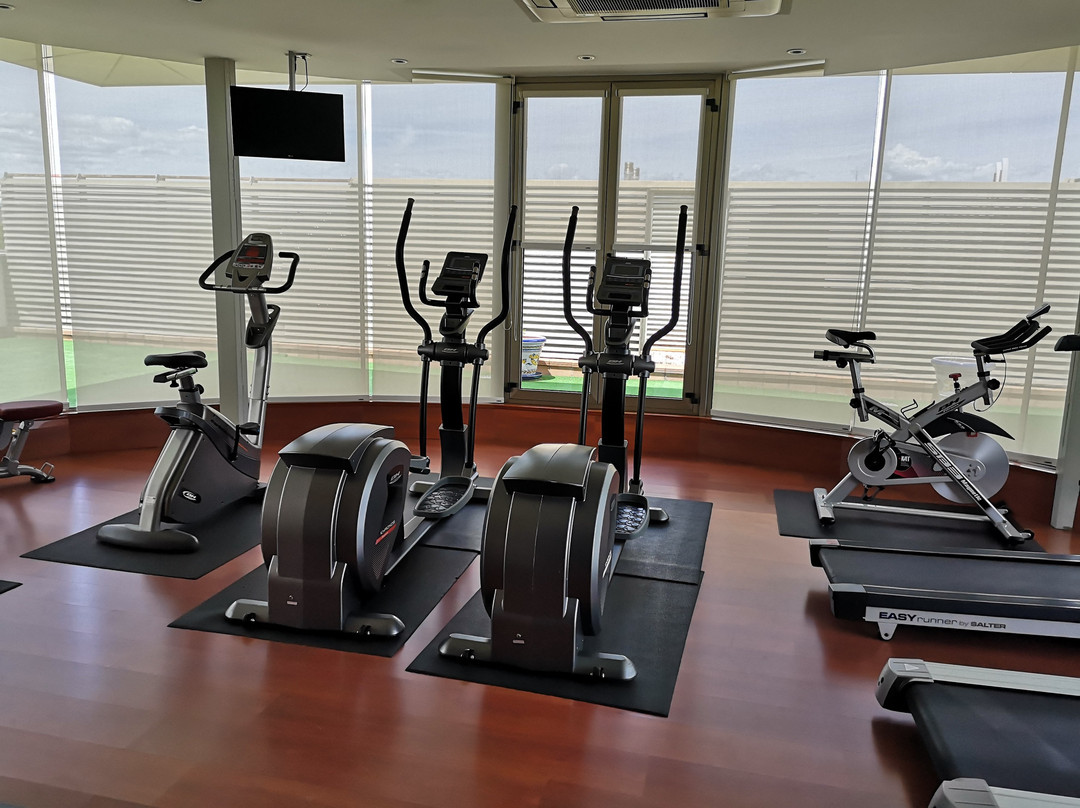 洛萨斯大酒店主图