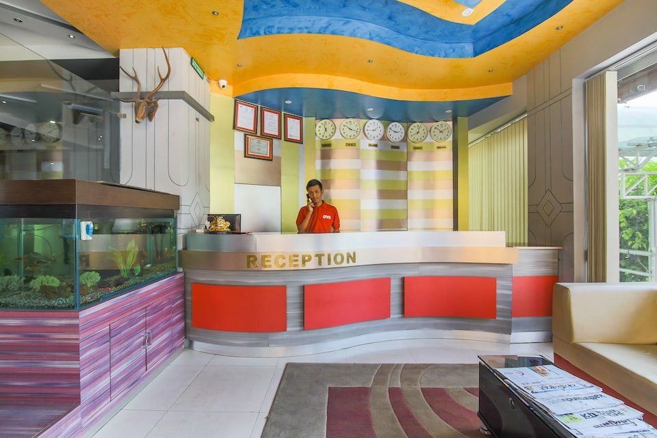 OYO 351 Hotel Everest International主图