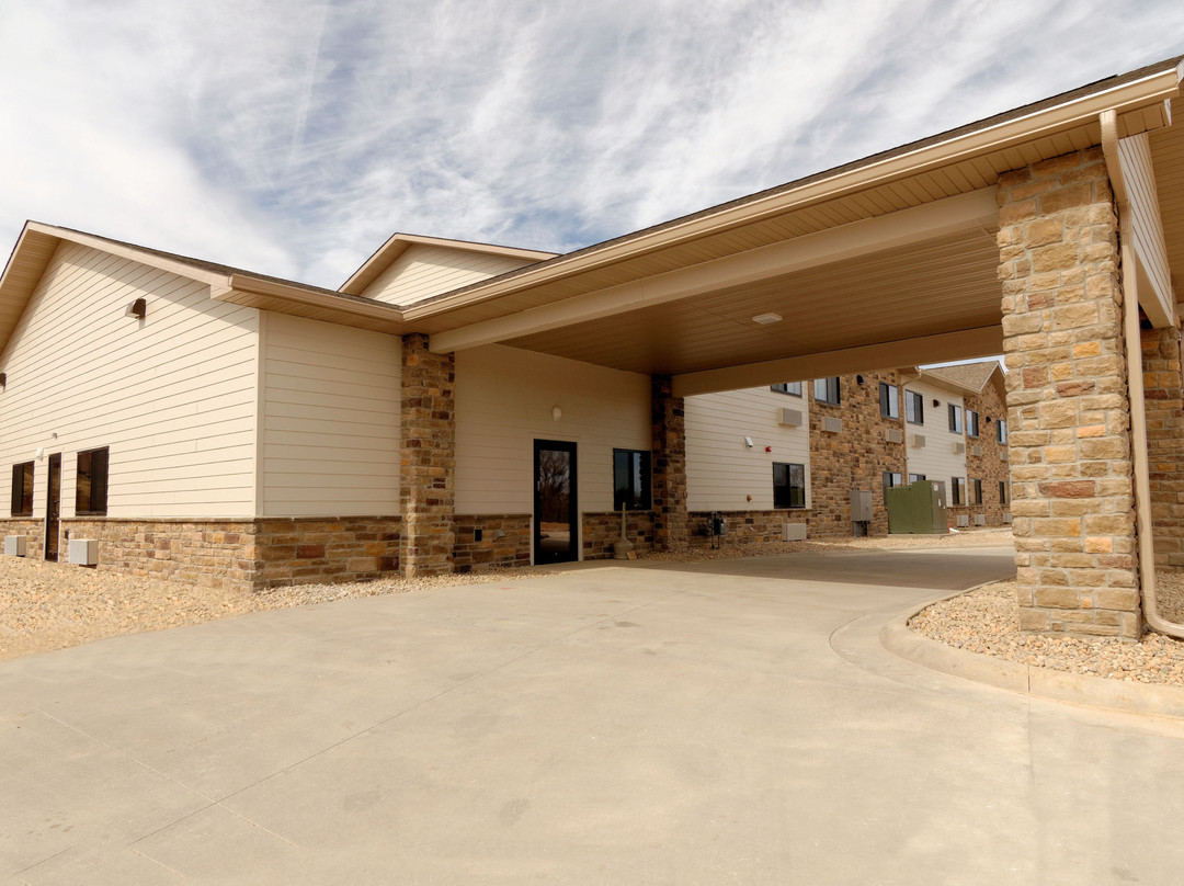 Cobblestone Inn & Suites - Denison | Oak Ridge主图