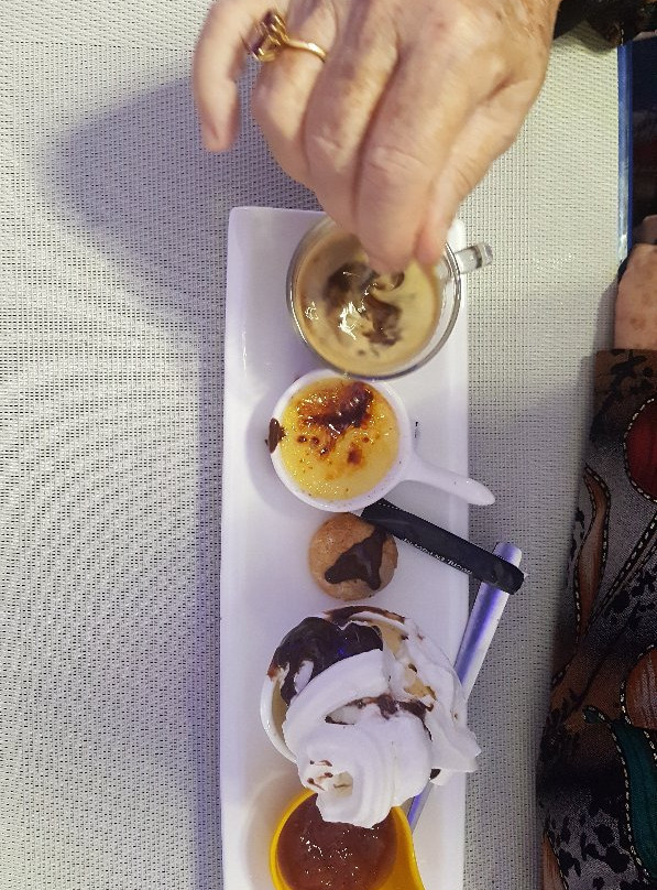 Le Cafe de la Gare-卡宴必去景点