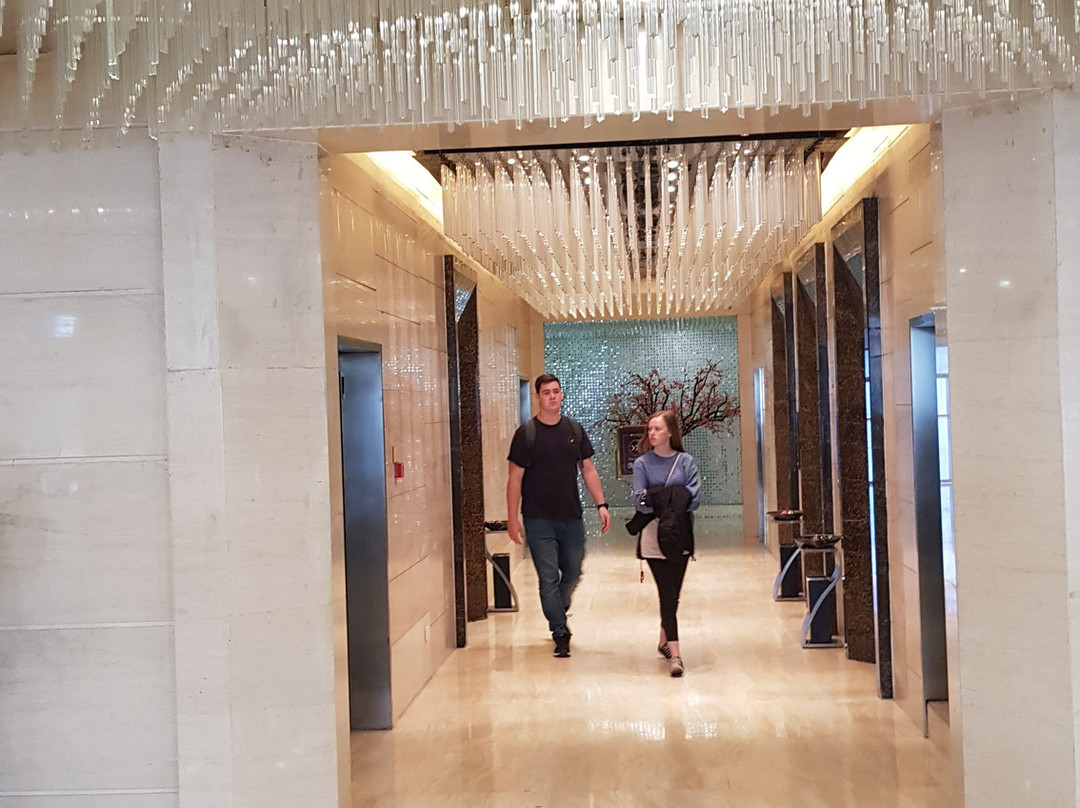 陕西钢铁大厦酒店（大明宫西地铁站店）主图