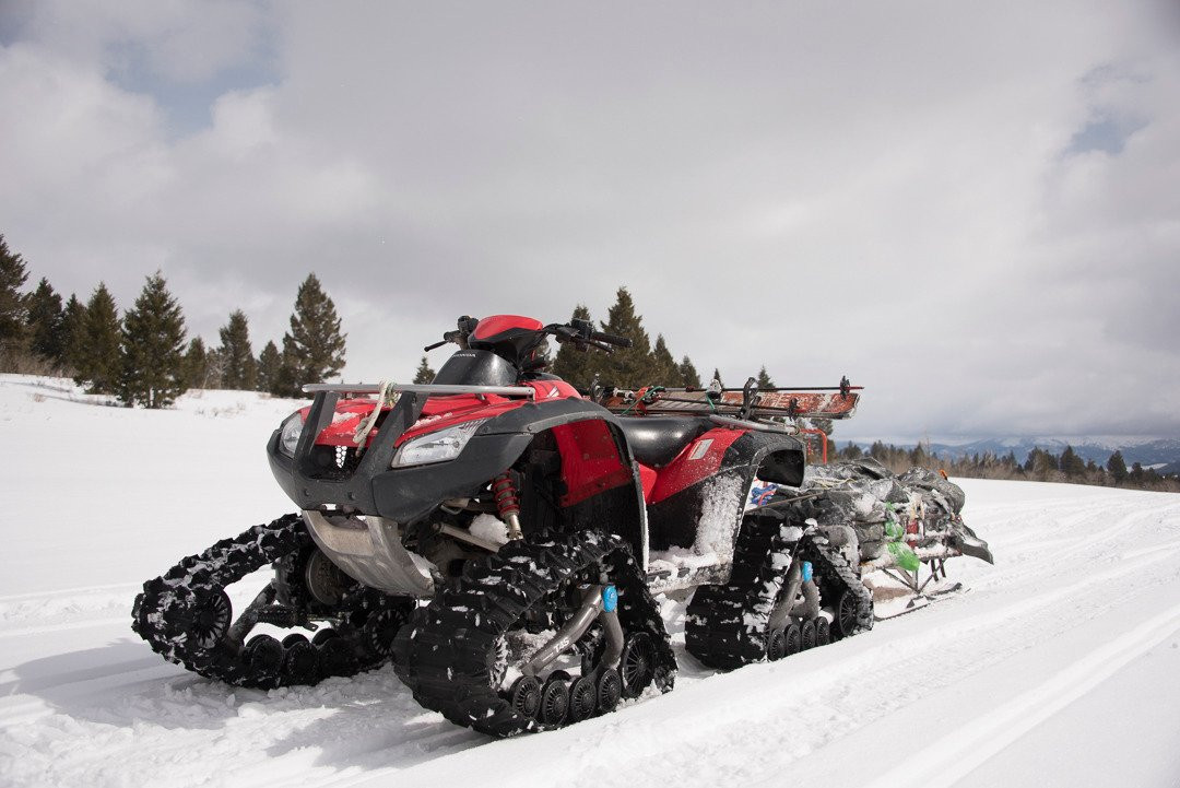 Hellroaring Powder Guides-西黄石镇必去景点