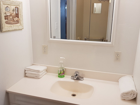 Crestview Guest House主图