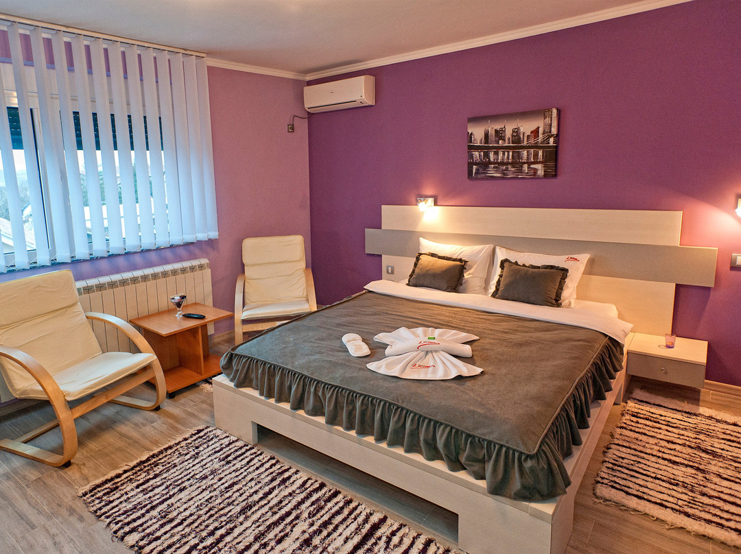 Garni Hotel Lama主图