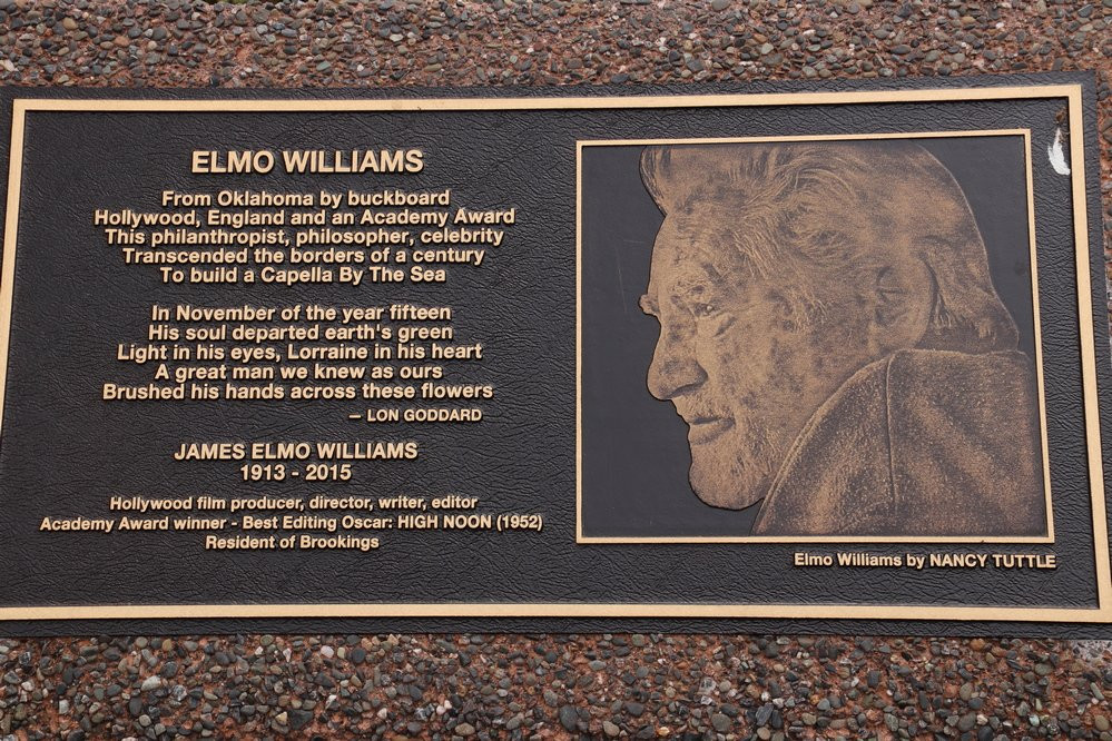 Elmo Williams Monument-布鲁金斯必去景点