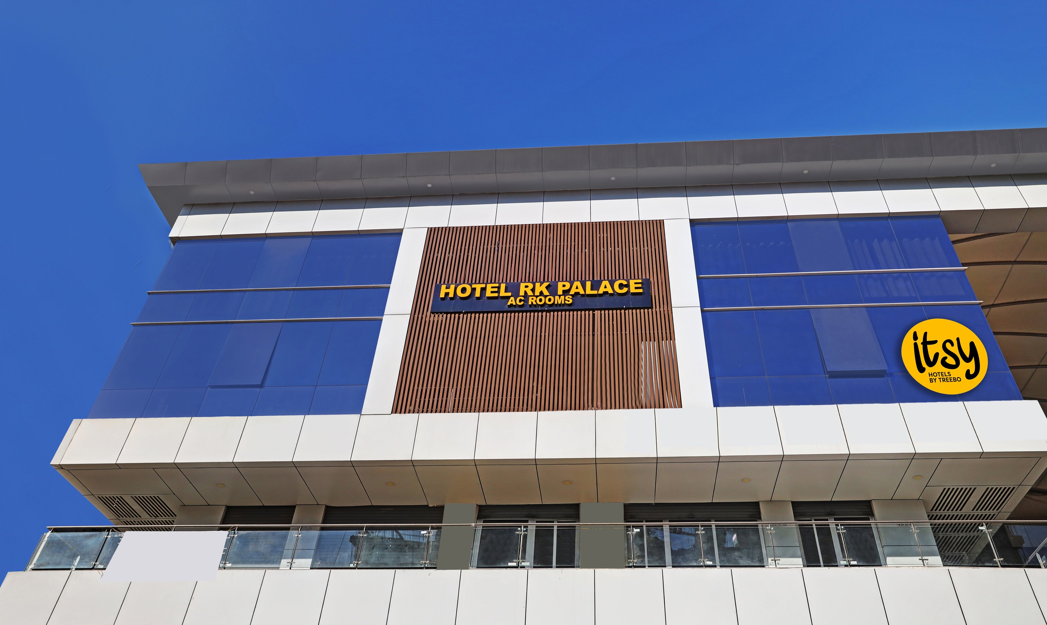 Itsy Hotels Rk Palace-浴室