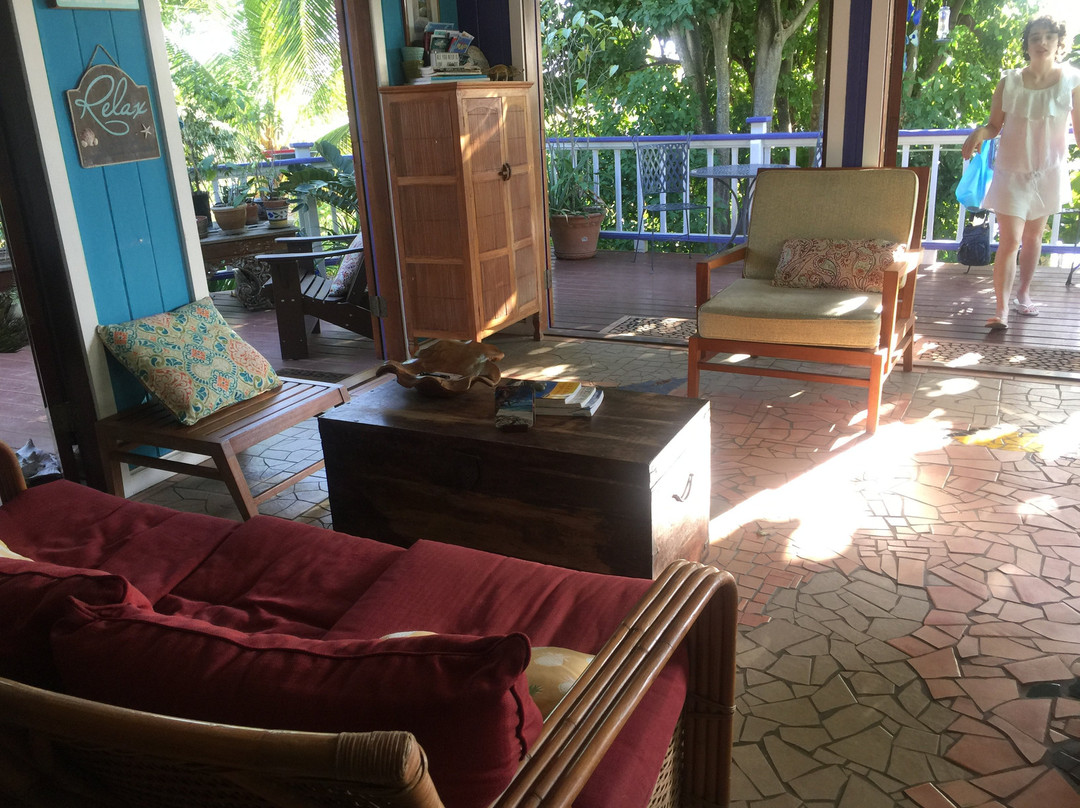 Garden by the Sea B&B主图