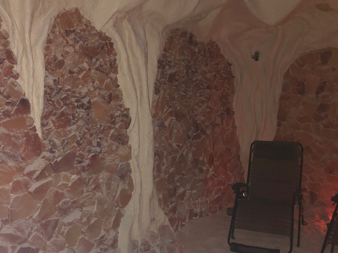 Primal Oceans Salt Cave-拉格兰奇必去景点