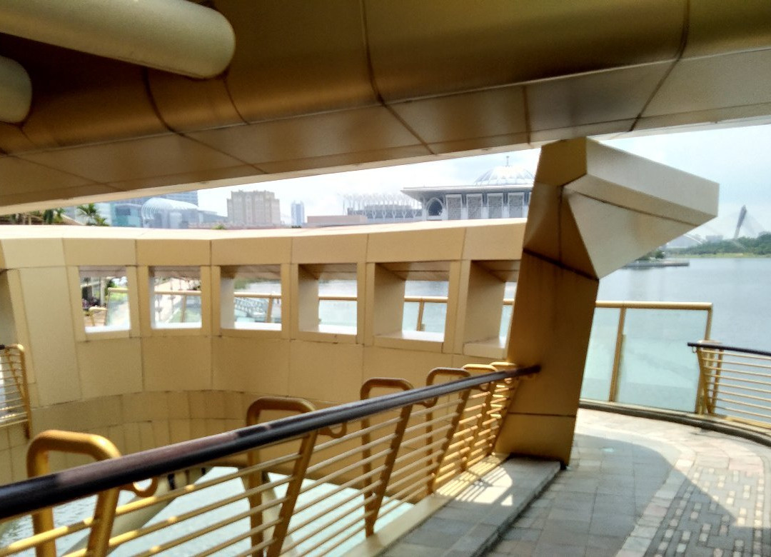 Millennium Monument-太子城必去景点