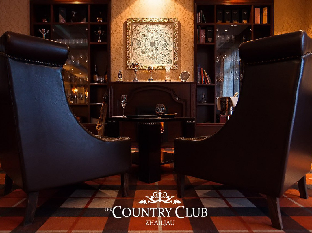 Restaurant COUNTRY CLUB ZHAILJAU