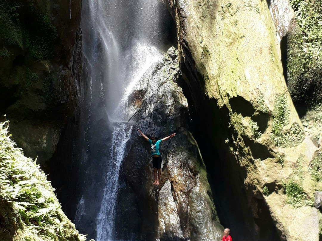 Murudhaekale Waterfall景点图片