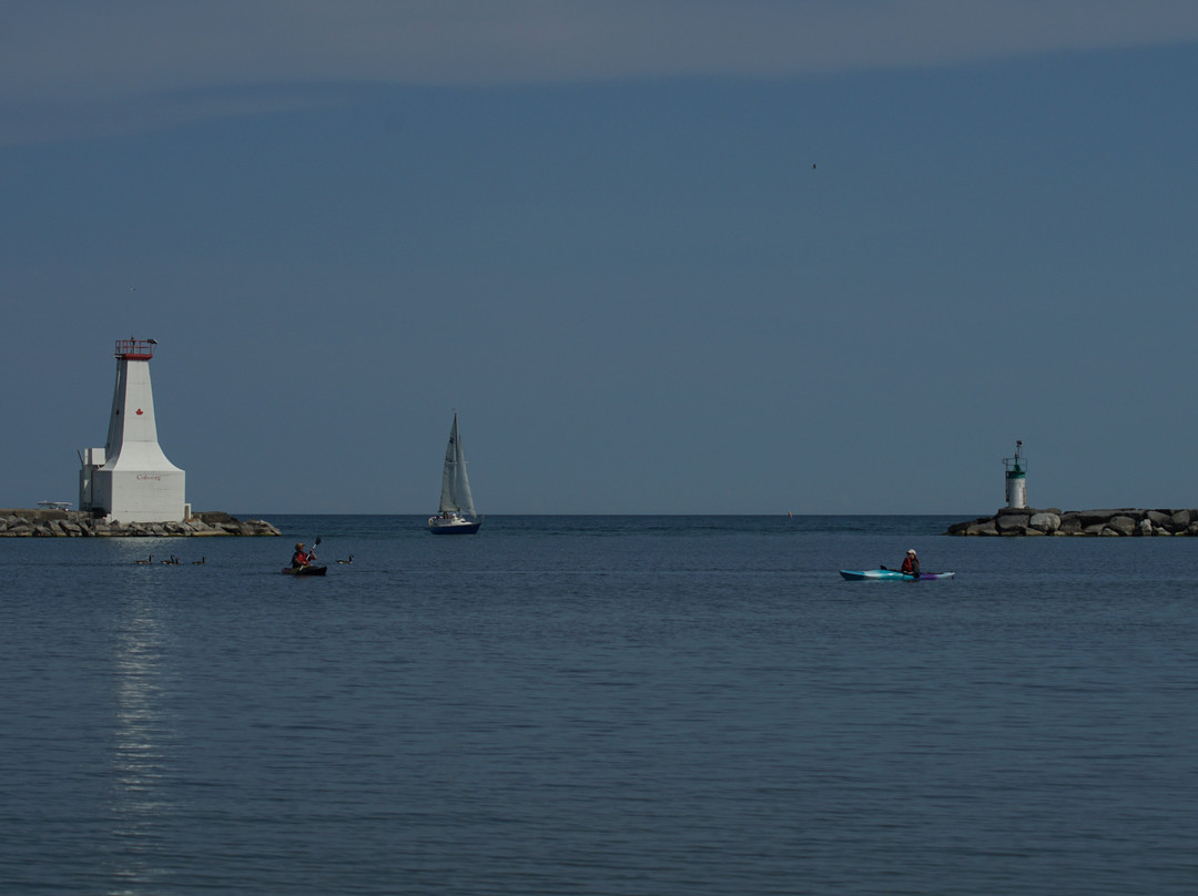 Cobourg  Beach景点图片