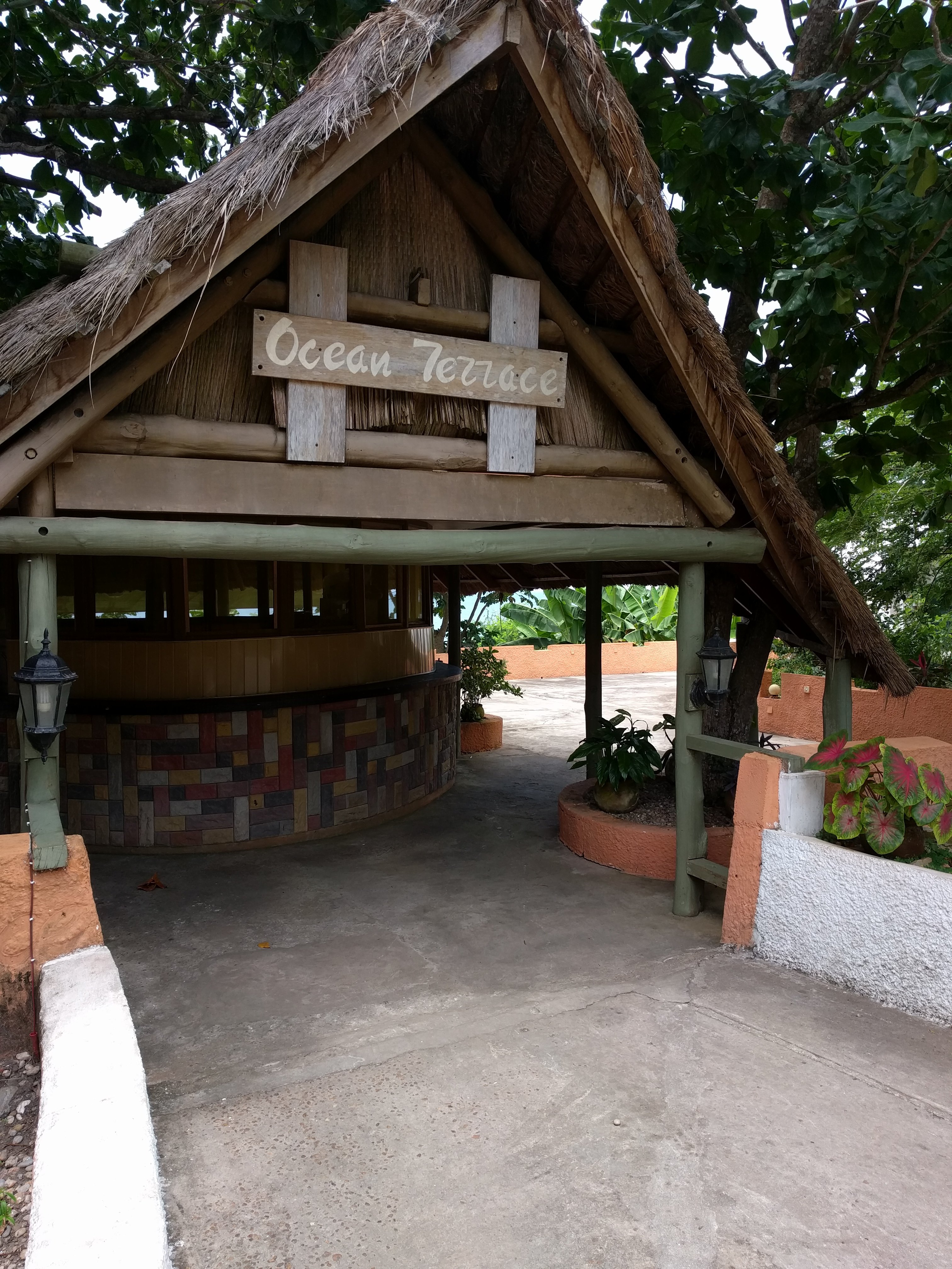 Biriwa Beach Hotel-官方