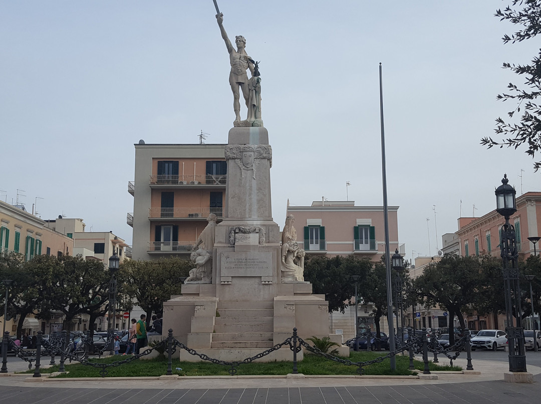 Piazza Vittorio Emanuele II景点图片