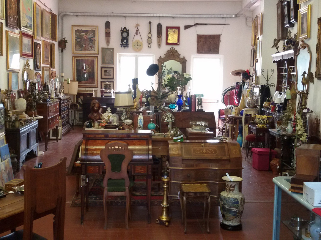 Village Store-Inverigo必去景点