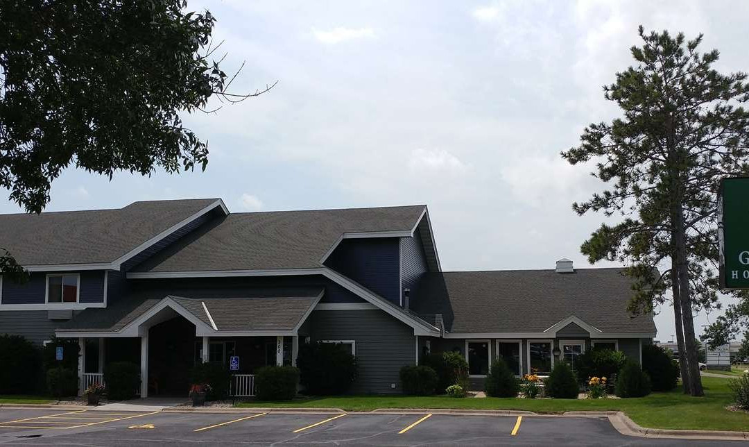 GrandStay Hotel & Suites Cambridge主图