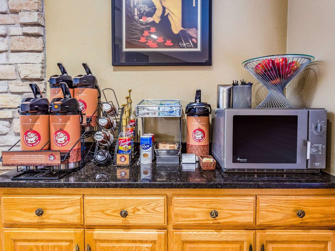 AmericInn by Wyndham Hotel and Suites Long Lake主图