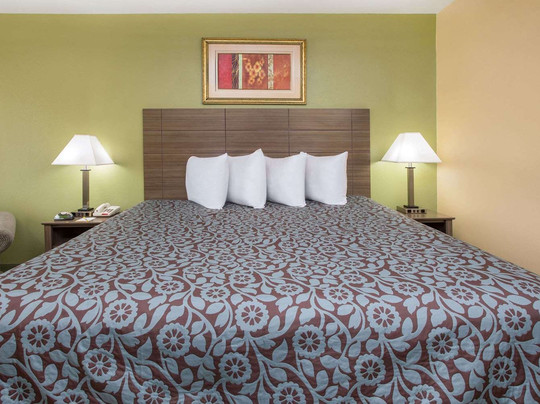 Days Inn by Wyndham Abbeville主图