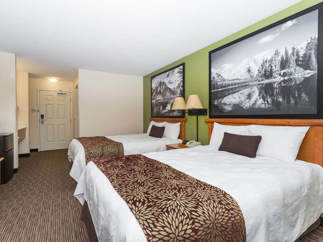 Super 8 by Wyndham Wheatland Wyoming主图