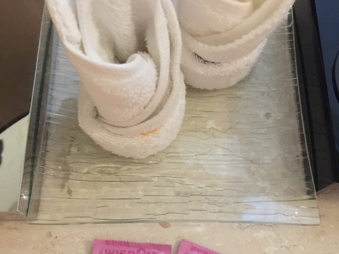 成都凤凰湖天泉酒店（青白江万达广场店）主图