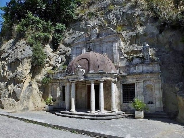 Tempietto di Sant'Emidio alle Grotte景点图片