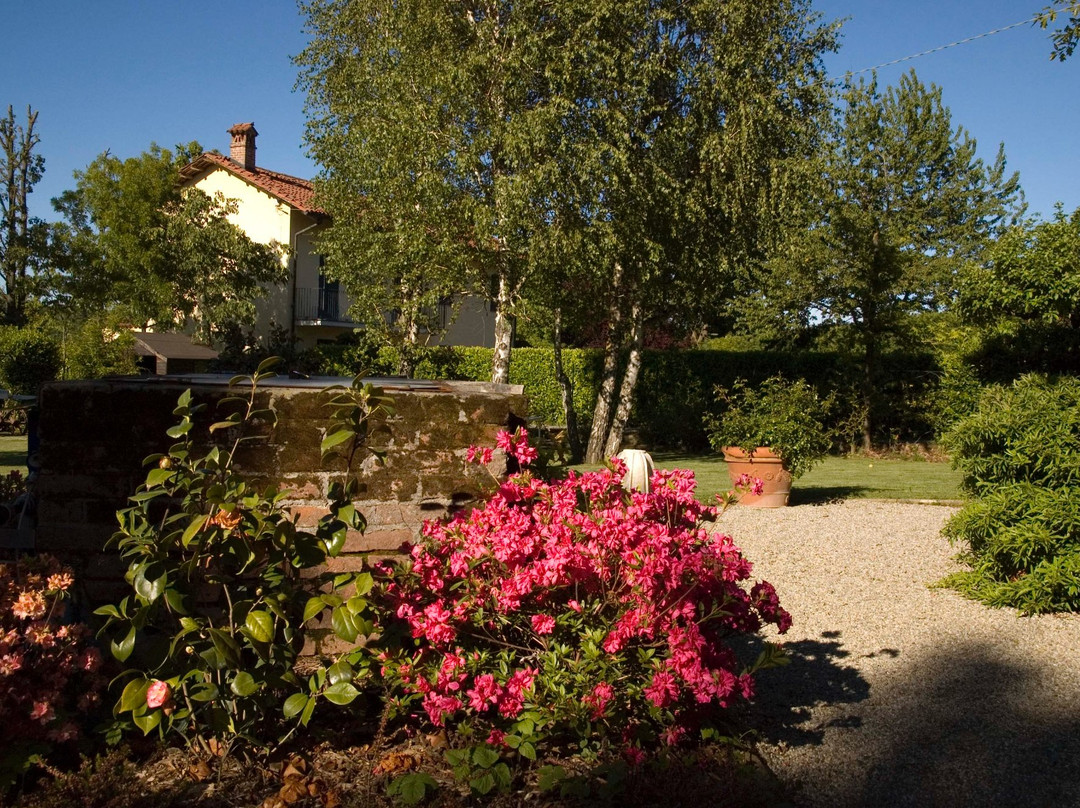 Sommariva Perno酒店住宿-San Matteo B&B