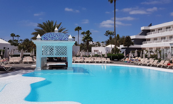 Hotel Riu Paraiso Lanzarote主图