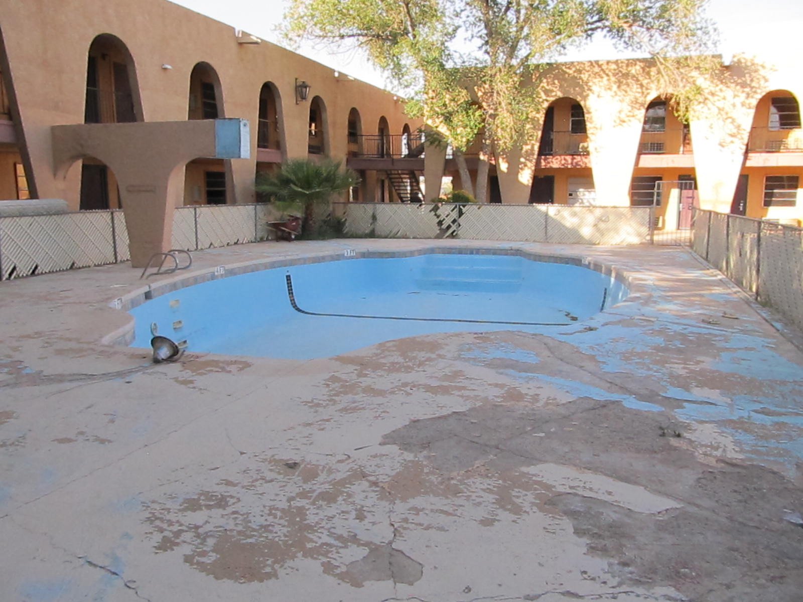 CoachLight Inn & RV Park-泳池