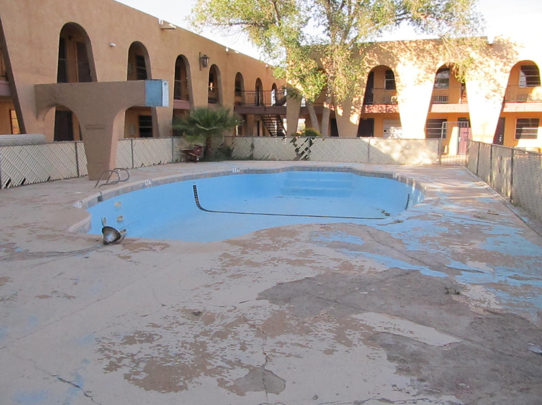 CoachLight Inn & RV Park主图