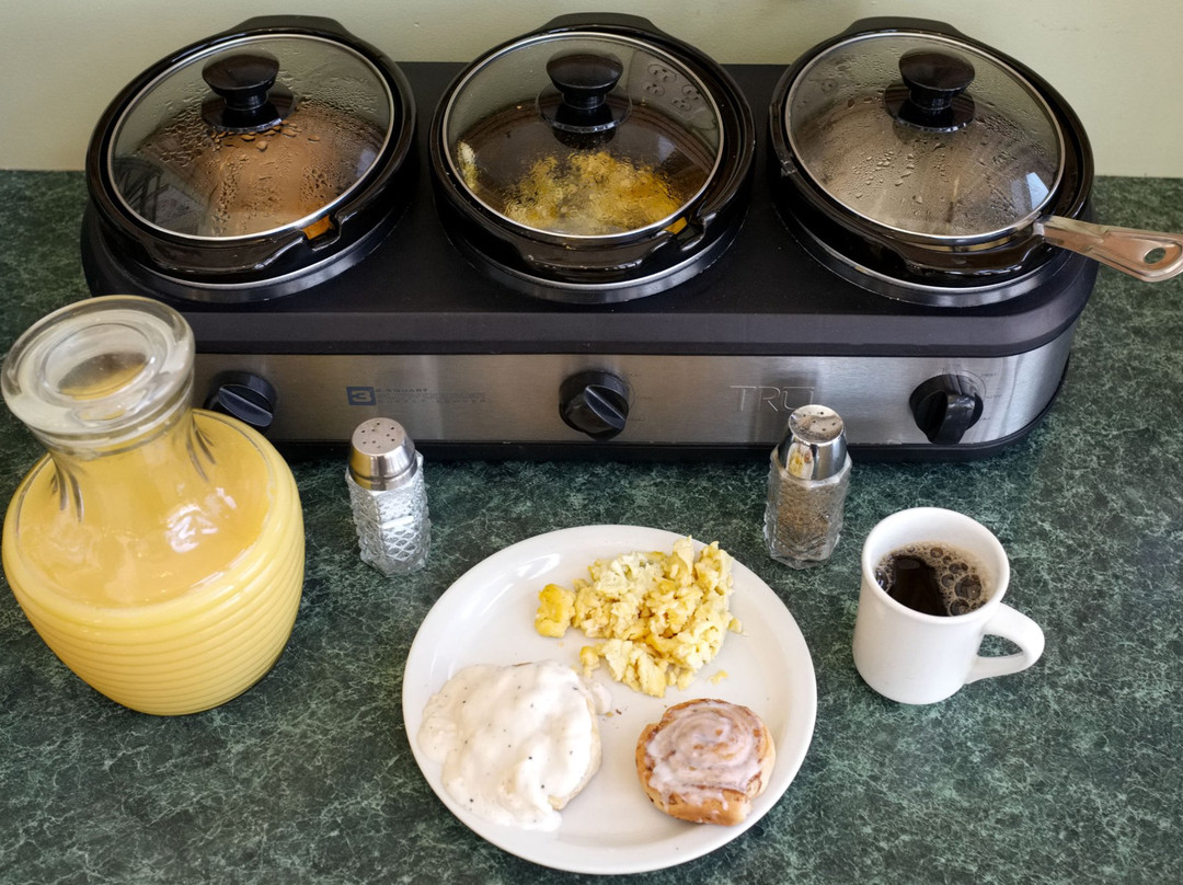 Four Seasons Motel主图