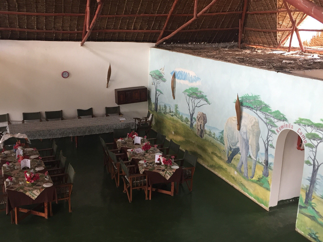 AHG Kuwinda Ecolodge Tented Camp主图