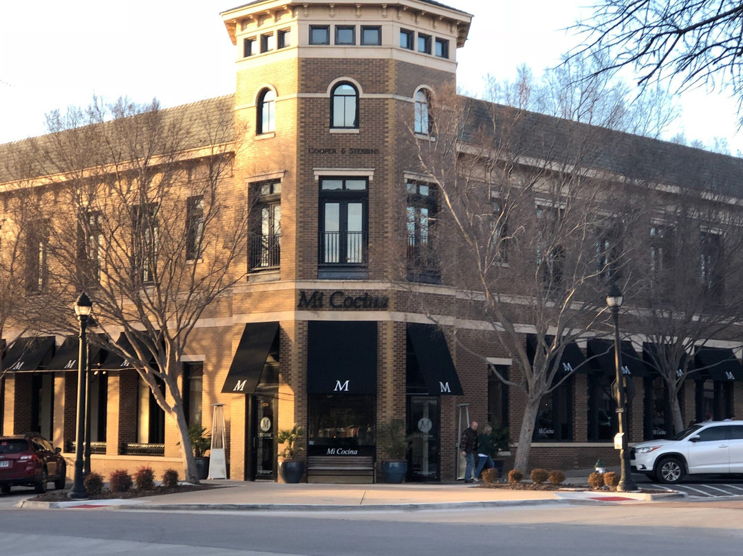 Southlake Town Square景点图片