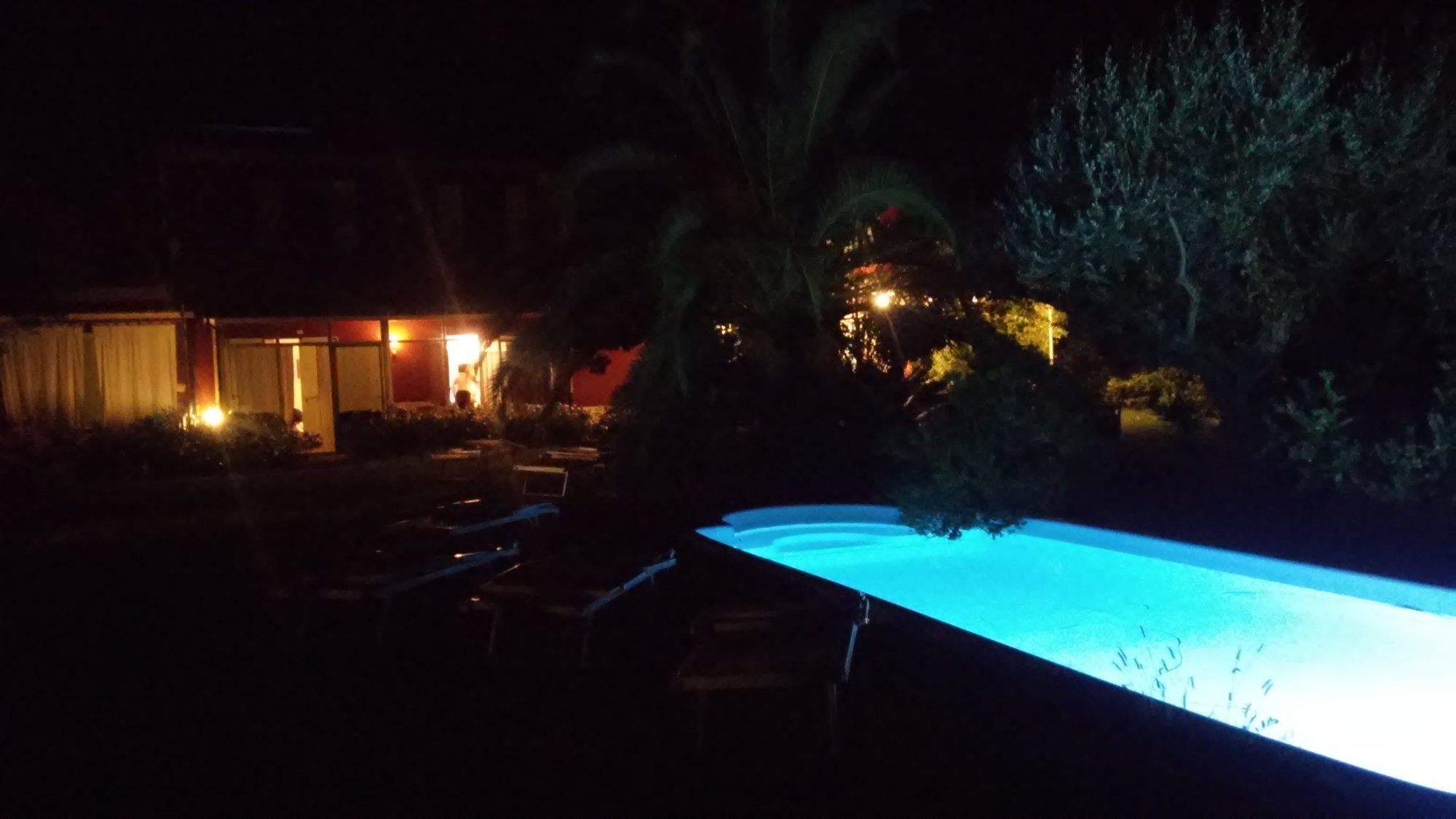 Borgo Rosso B&B Country House-泳池