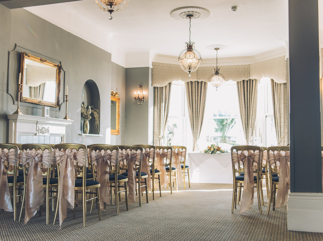 The Lansdowne Hotel, Eastbourne主图