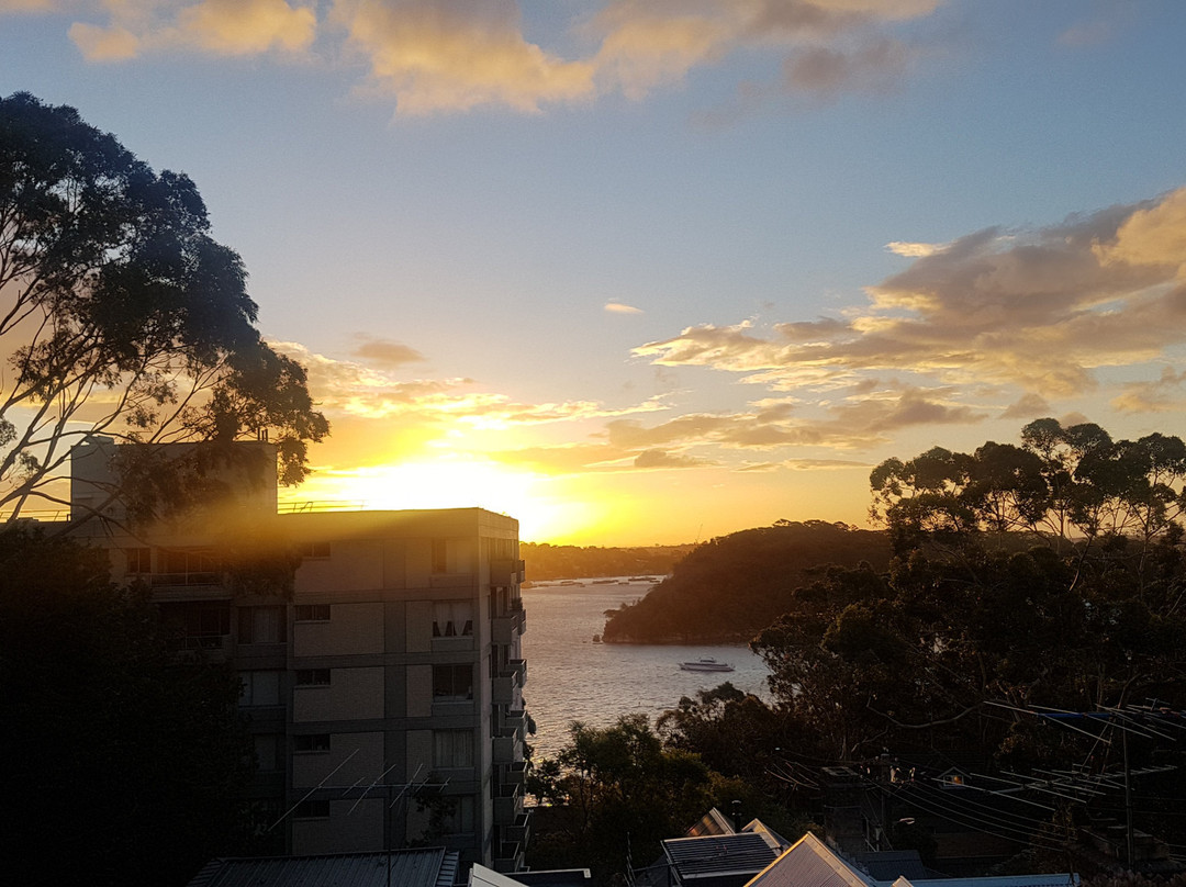 Blues Point Hotel主图