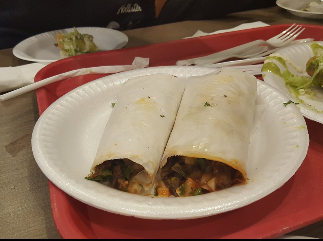 Hawaiian Gardens餐馆和美食-Taco San Pedro