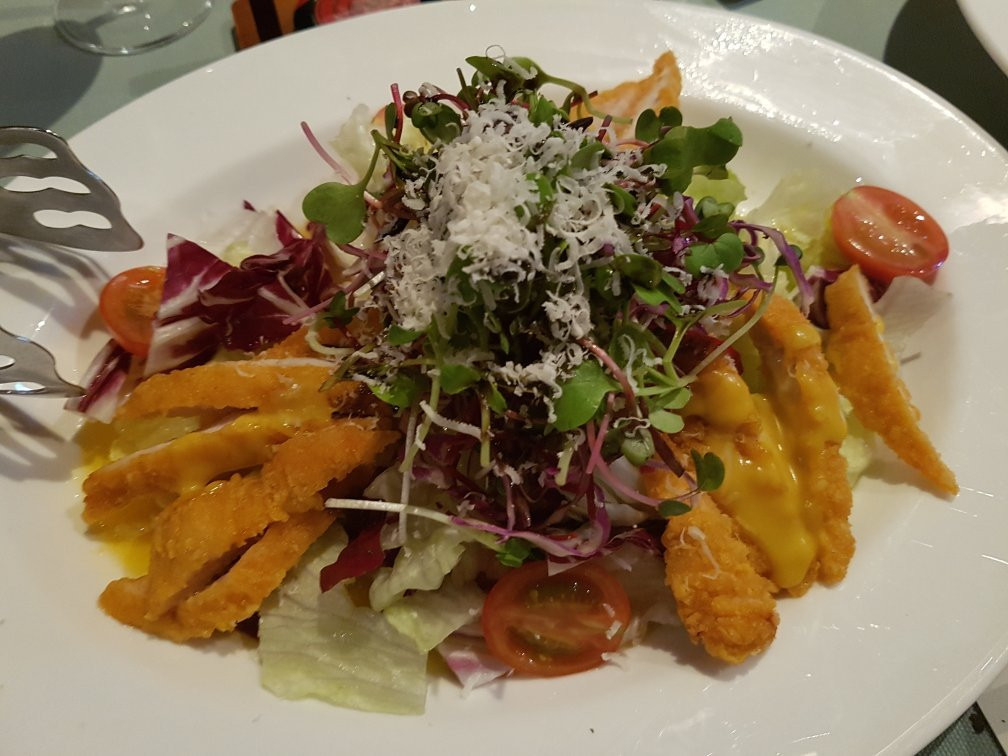 구리타워레스토랑