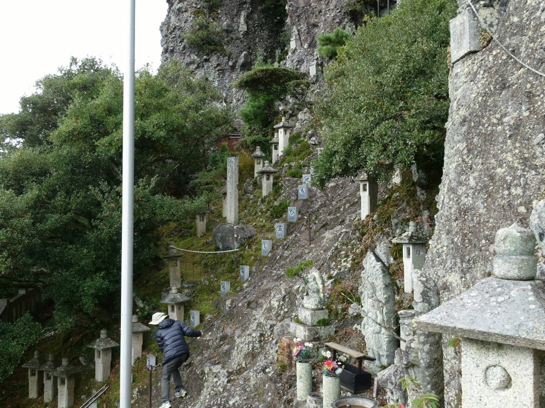 Okunoin Kasagatakiji Temple-土庄町必去景点