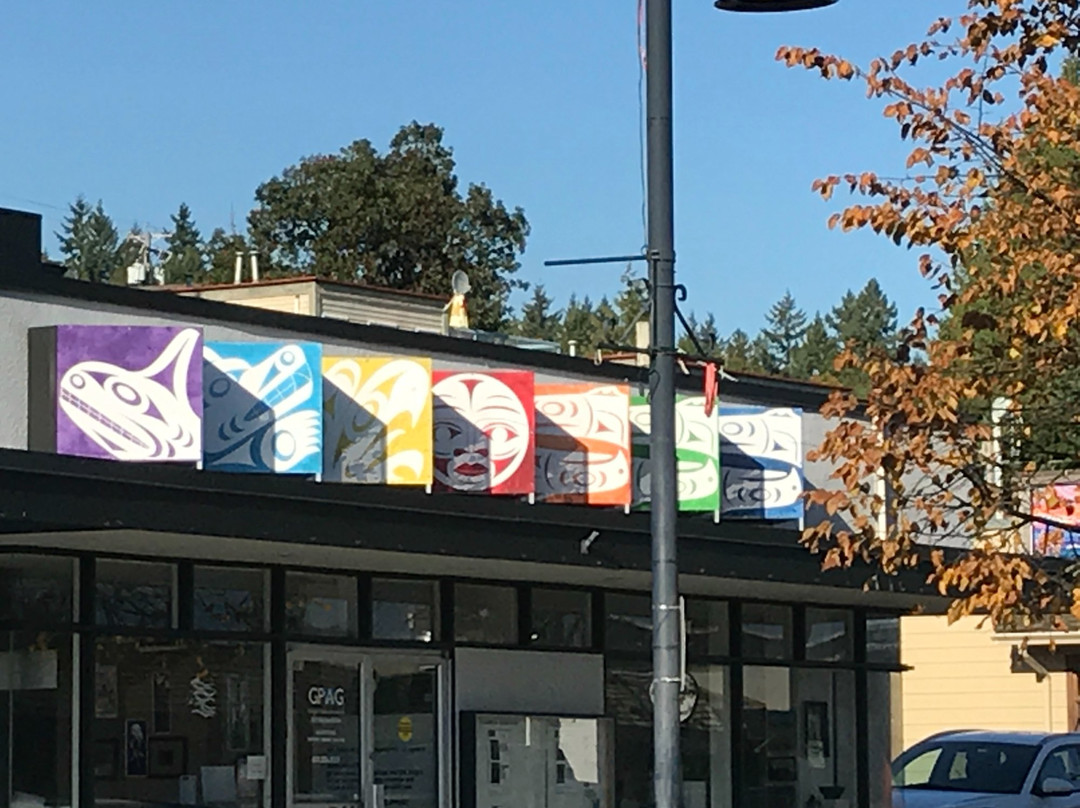 Gibsons Public Art Gallery-吉布森斯必去景点