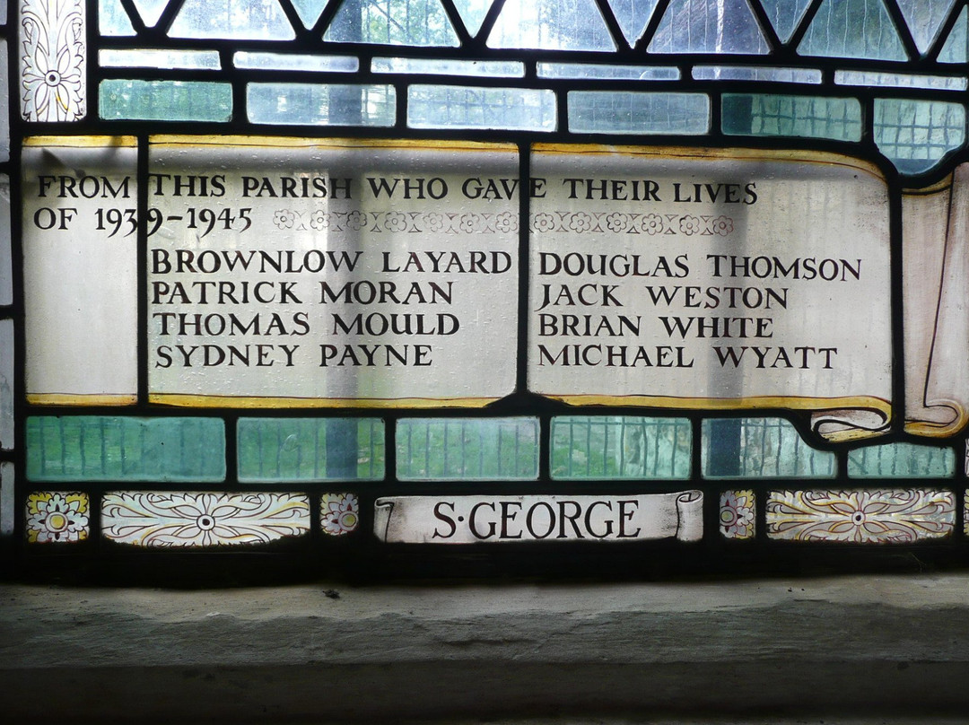 St Peter and St Paul’s-Chaldon必去景点