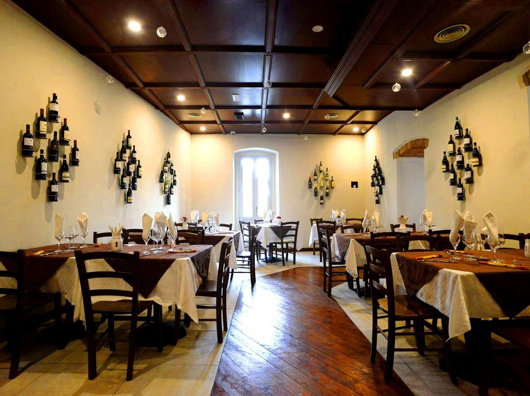 Martinengo餐馆和美食-IL Locale