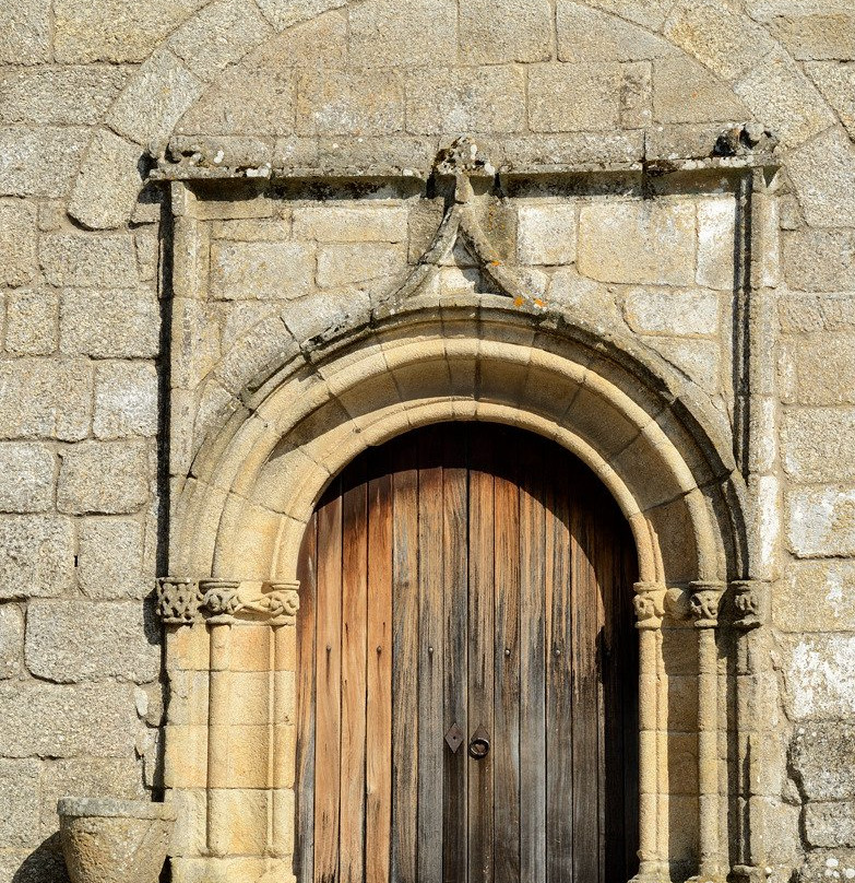 Monastery of Saint Mary of Cárquere景点图片