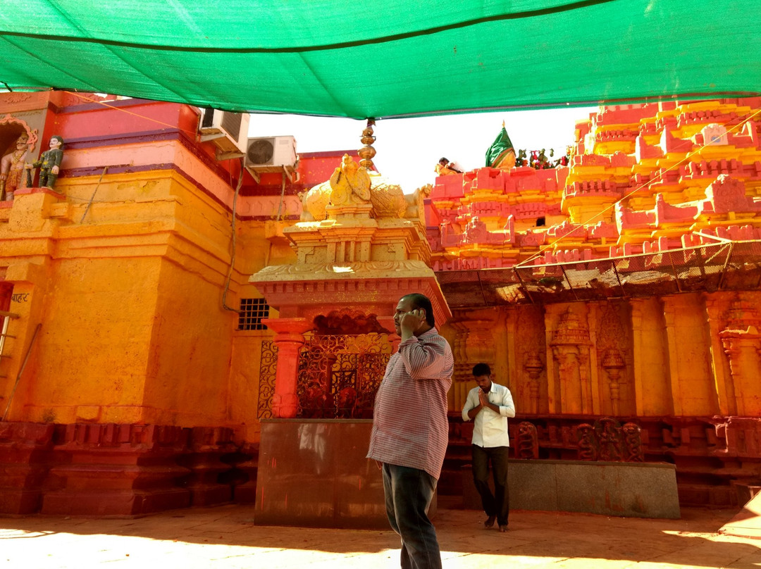 Shree Renukaa Yallamma Devi Temple-Saundatti必去景点